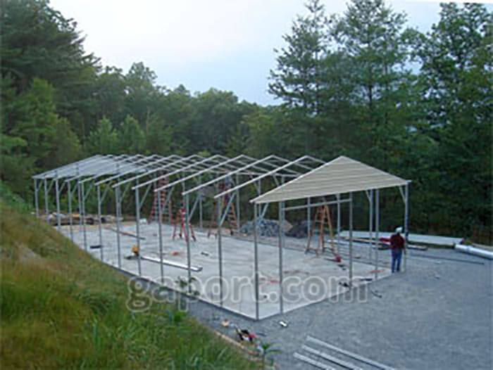 20′x55′x11′ Metal Garage Construction